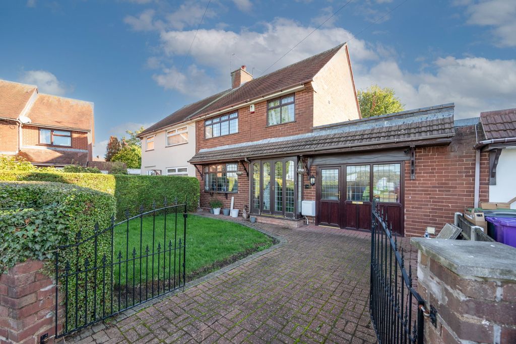 Property photo 1 of 35