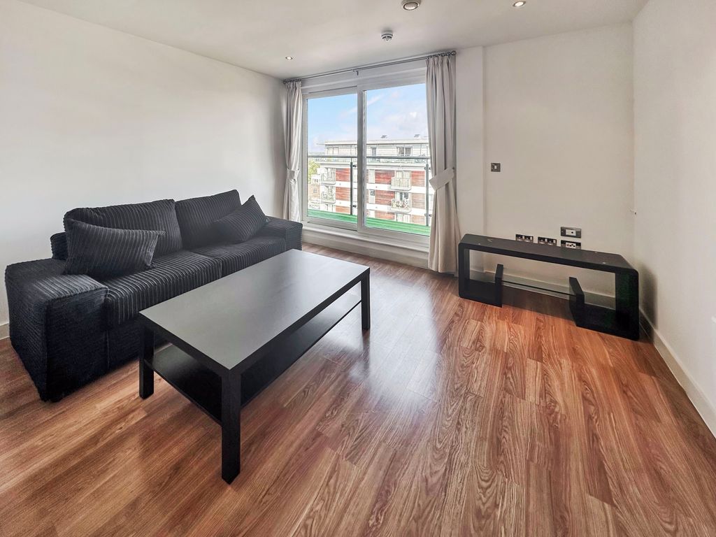 Property photo 2 of 7 Photo 5