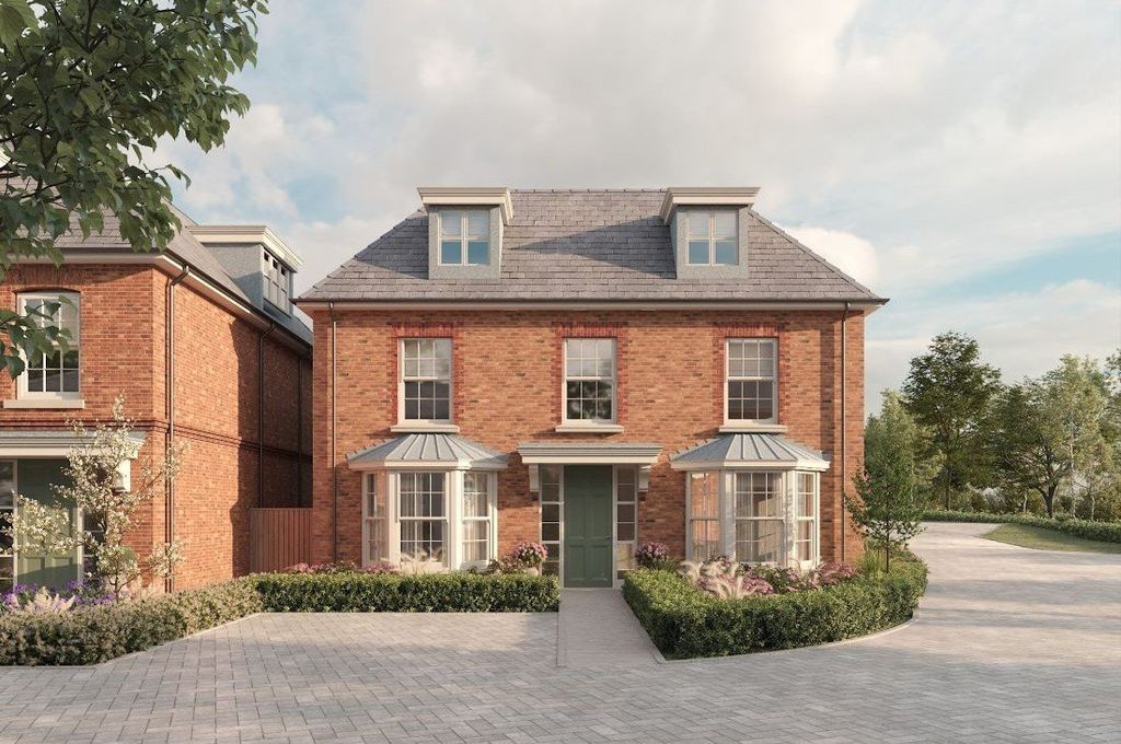 Property photo 1 of 5 6 Clifford Place