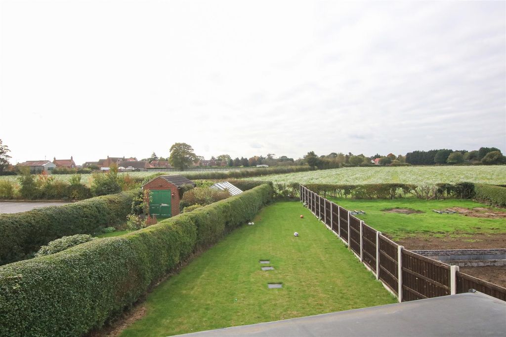 Property photo 3 of 15 Rear Garden