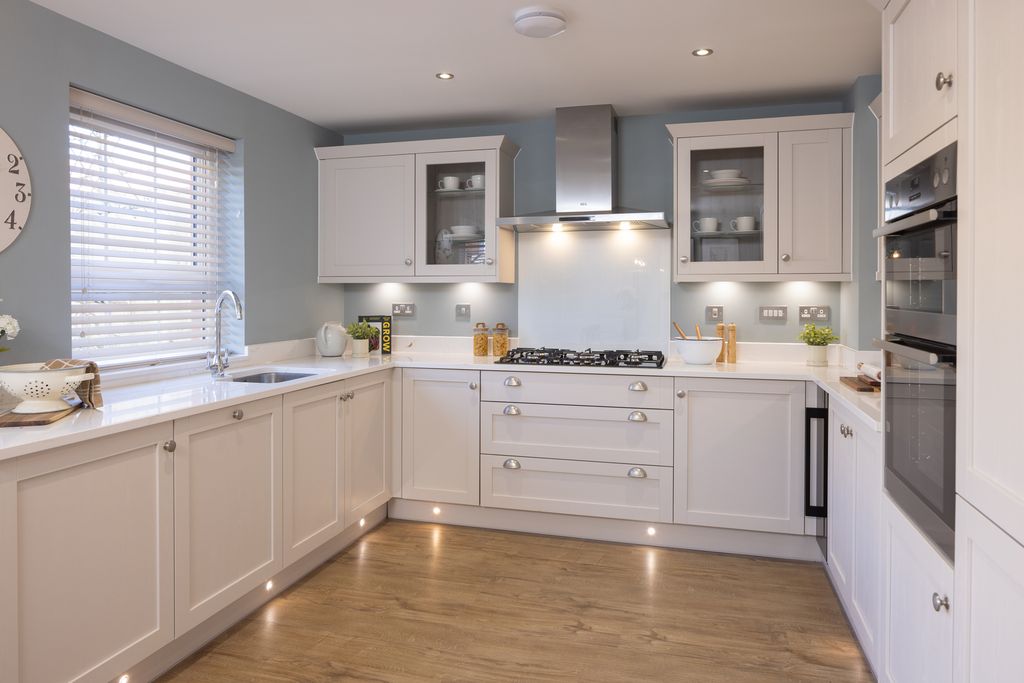 Property photo 2 of 10 Kitchen In The Fairburn