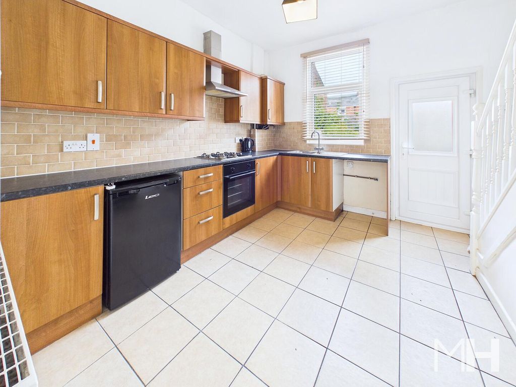 Property photo 1 of 13 Kitchen