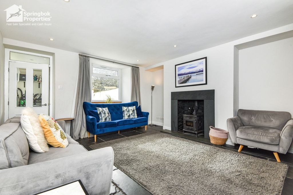 Property photo 3 of 24 Image 2