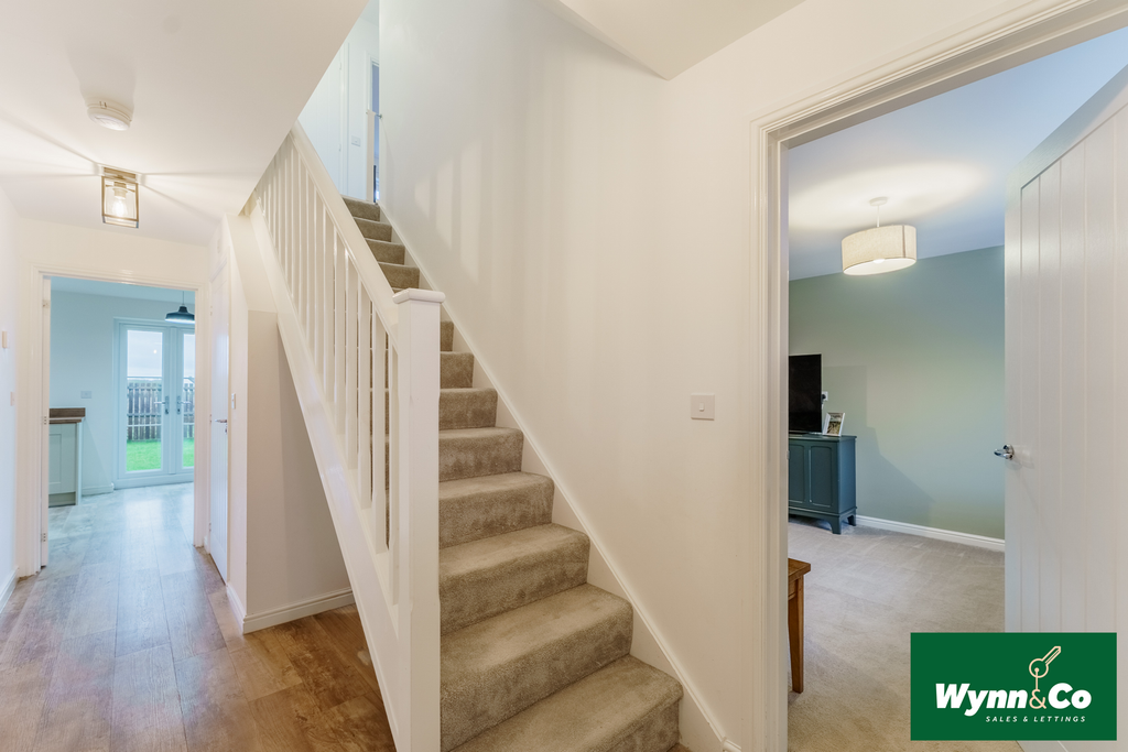 Property photo 2 of 27 Hallway