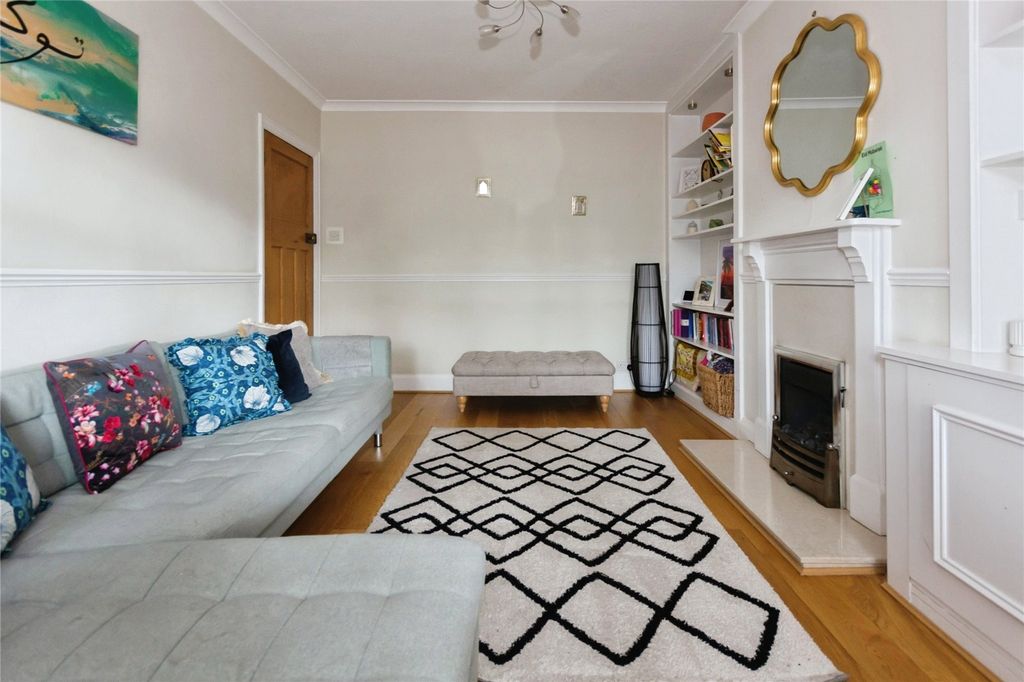Property photo 3 of 19 Picture No. 28