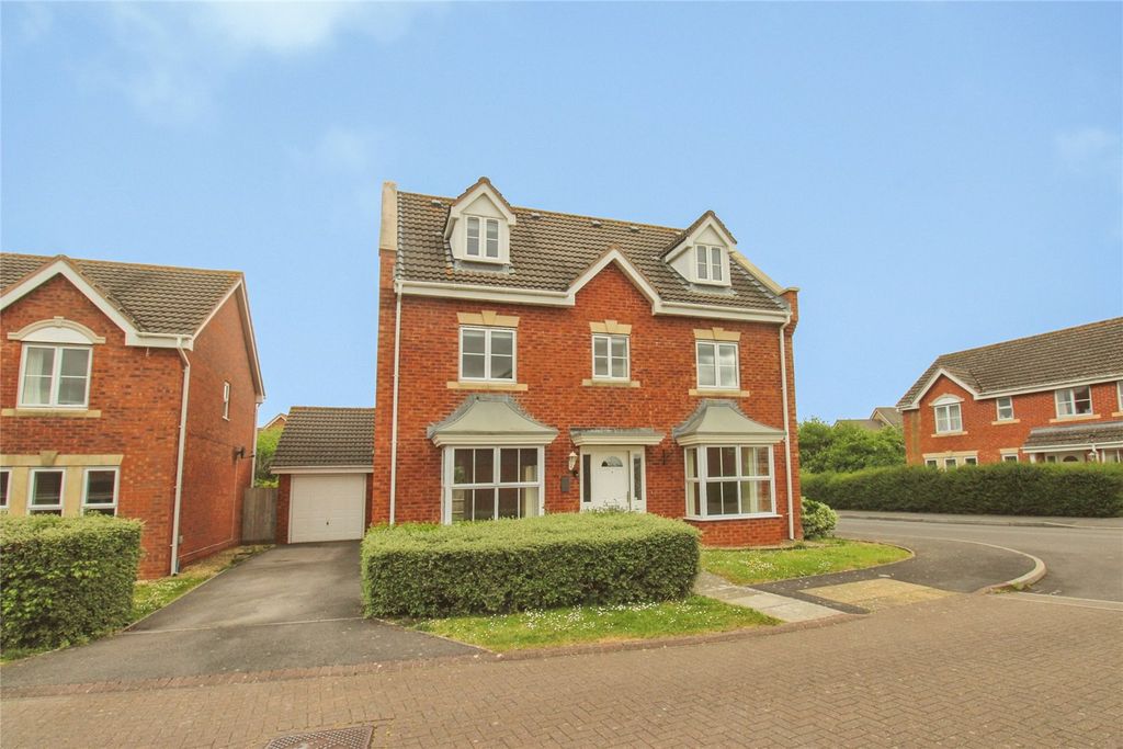 Property photo 1 of 20 Picture No. 04