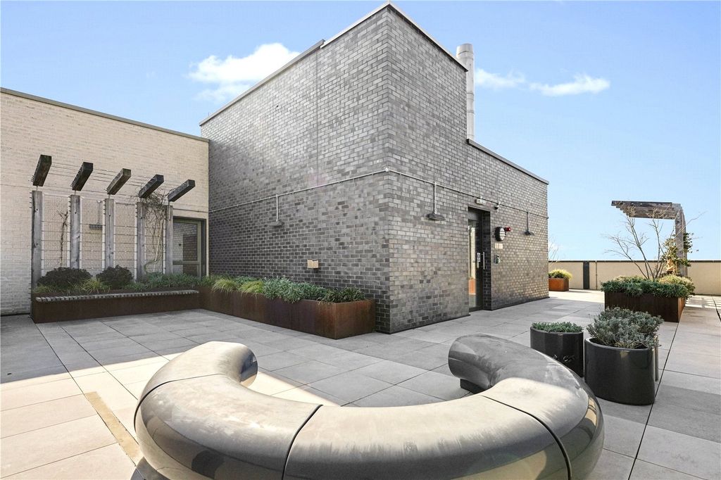 Property photo 3 of 15 Picture No. 23