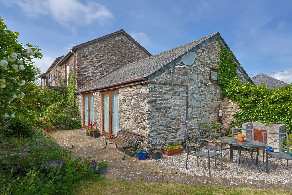 Property photo 2 of 33 4513202