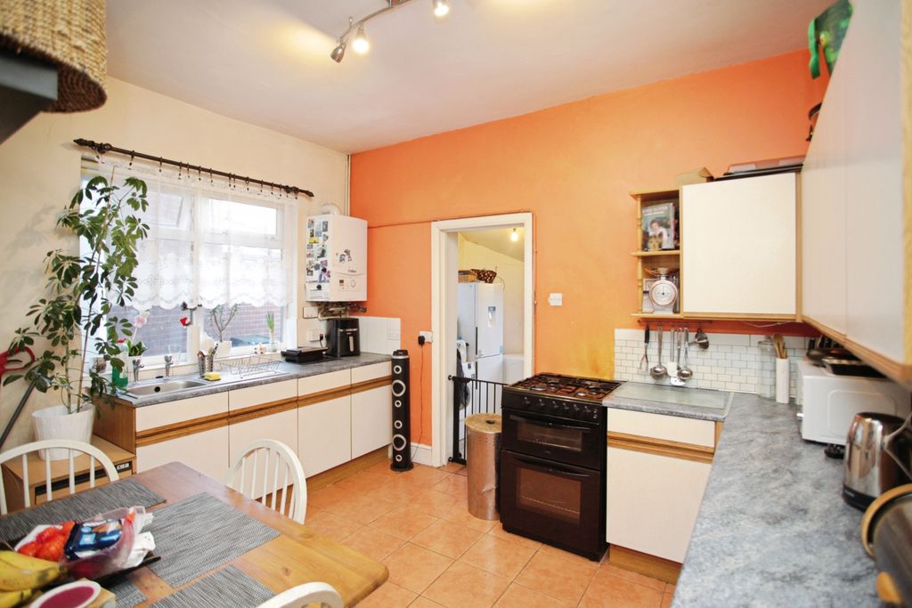 Property photo 1 of 13