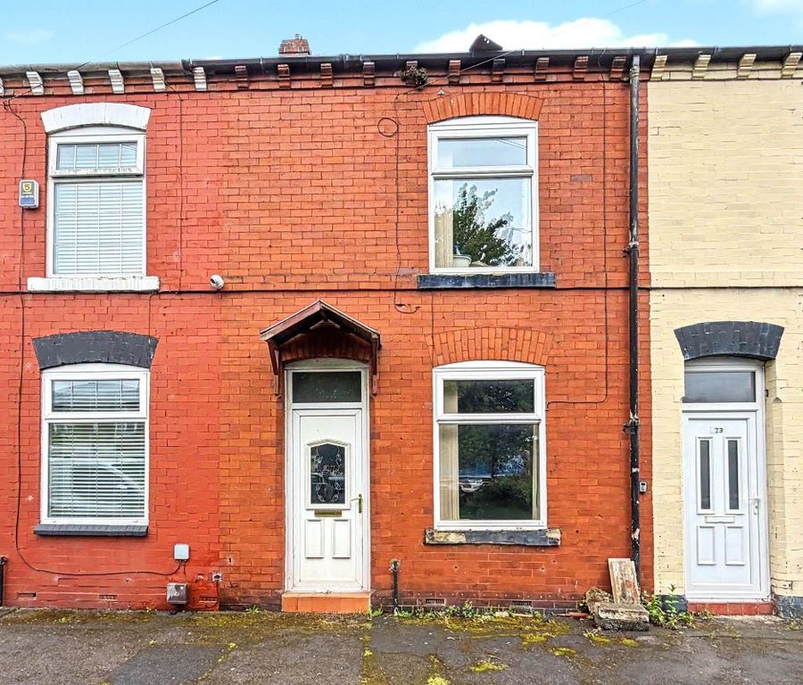 Property photo 1 of 12