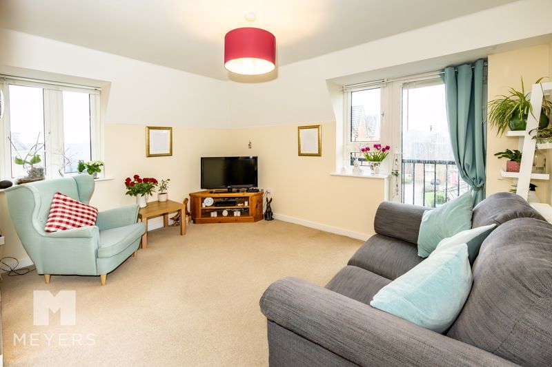 Property photo 2 of 17 Photo 9