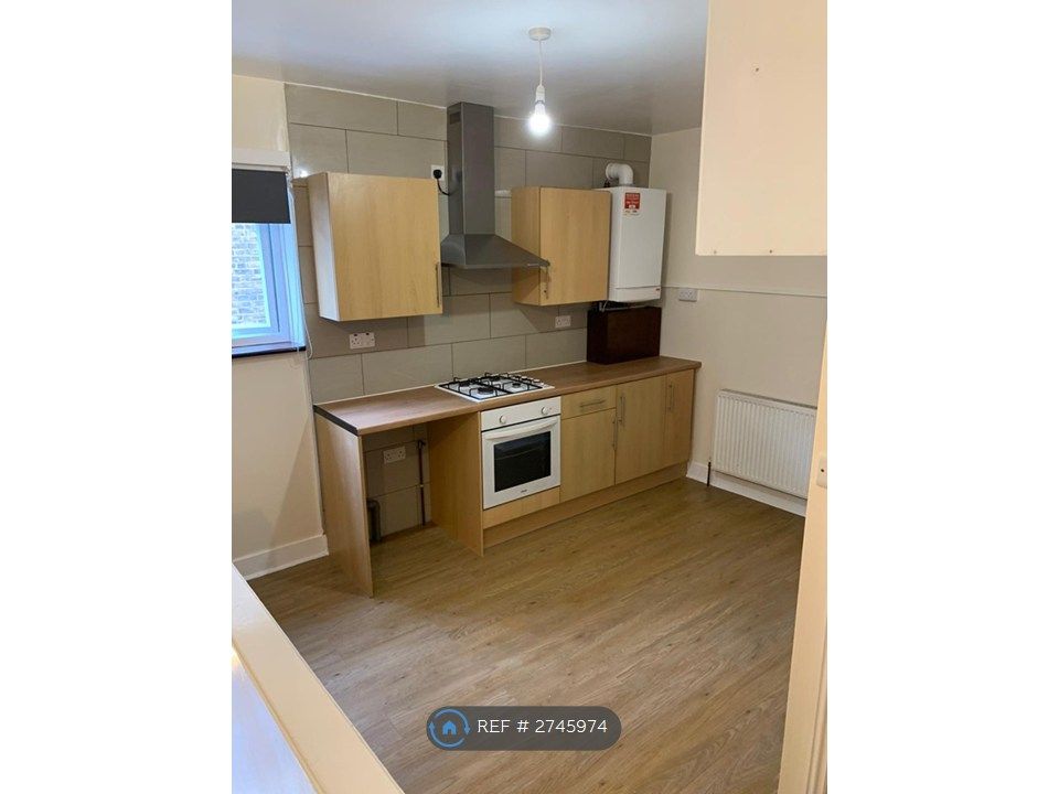 Property photo 1 of 12 Kitchen