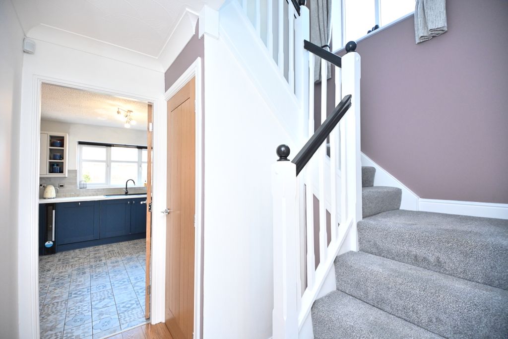 Property photo 3 of 46