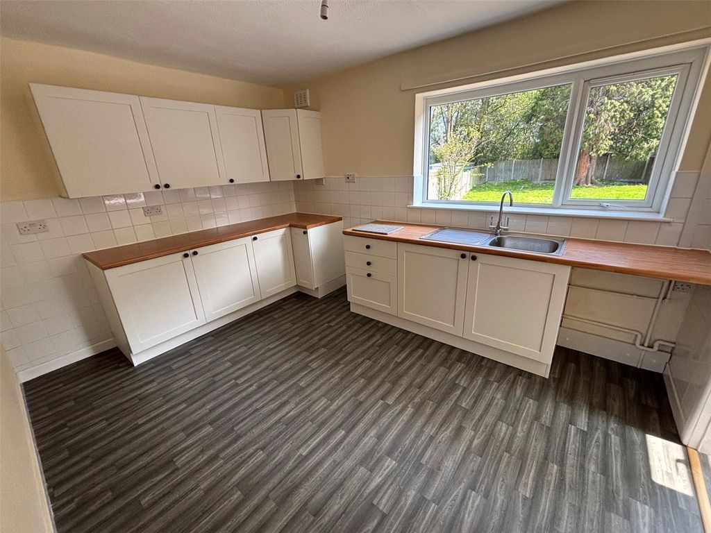 Property photo 2 of 10 Picture No. 03