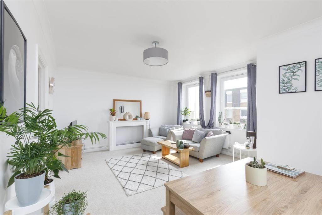 Property photo 2 of 11 4785491