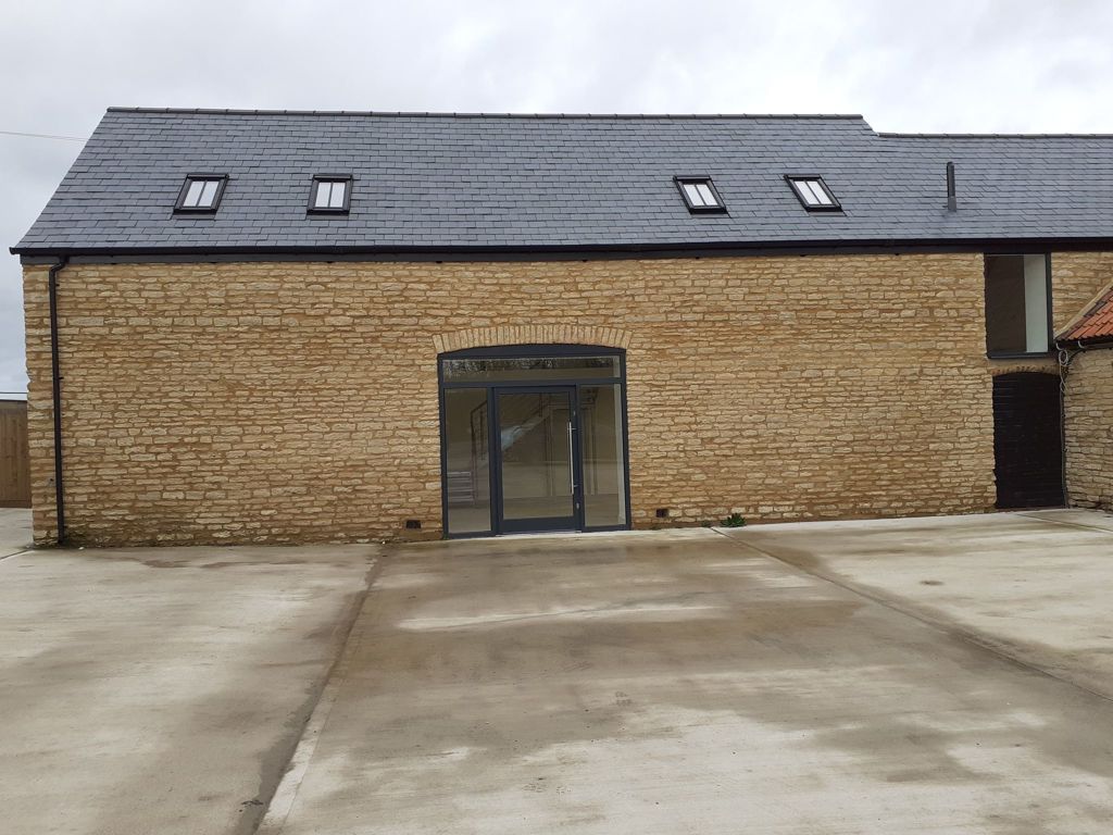 Property photo 1 of 5 Photo 4