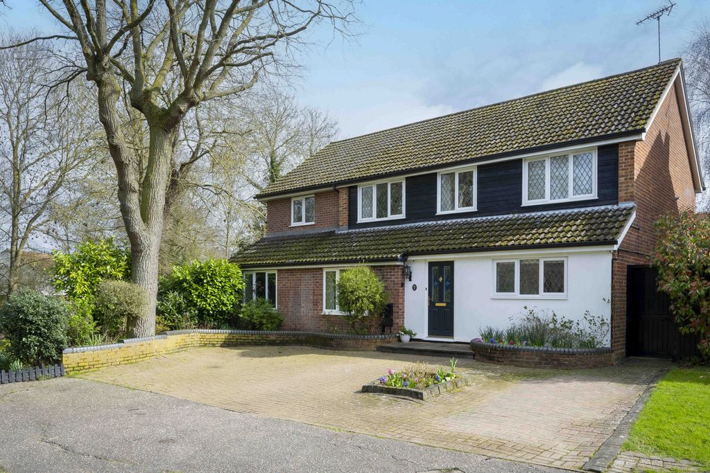 Property photo 1 of 36