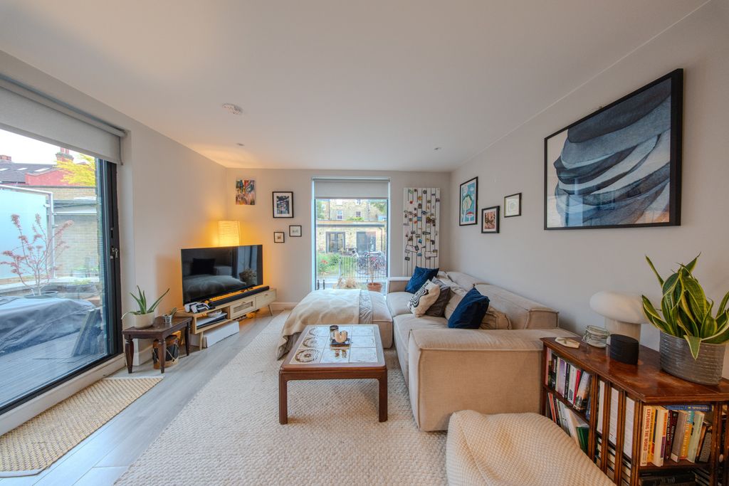 Property photo 1 of 15 Picture No. 08