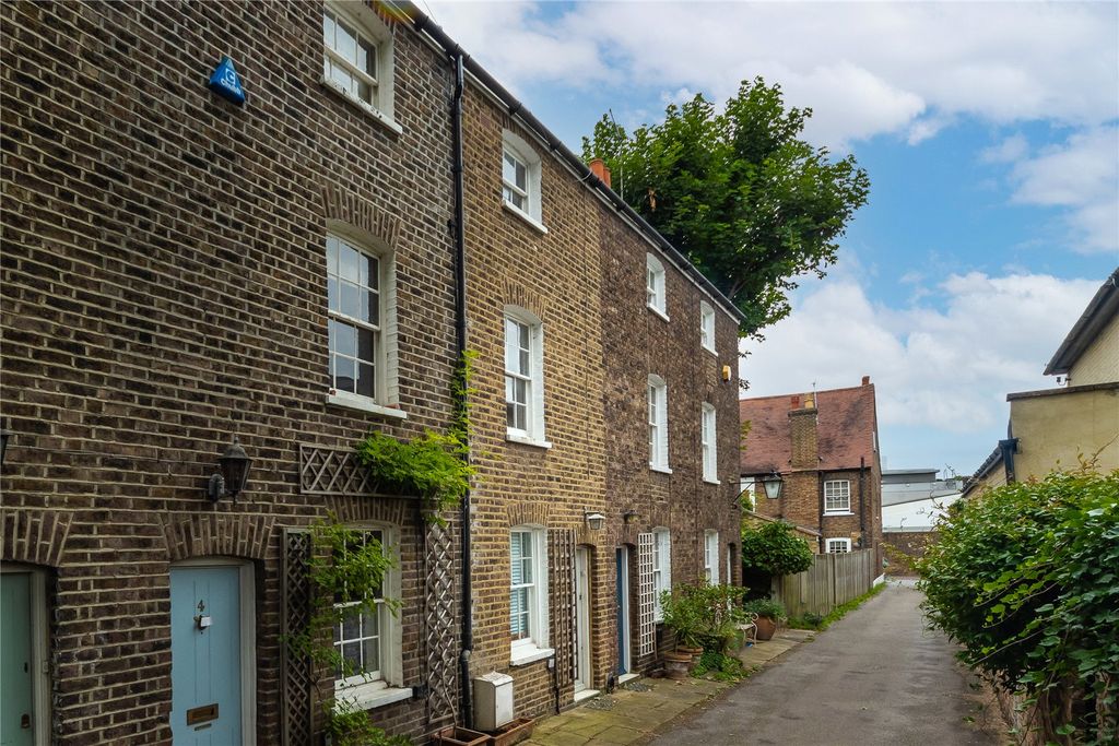 Property photo 1 of 8 Picture No. 13