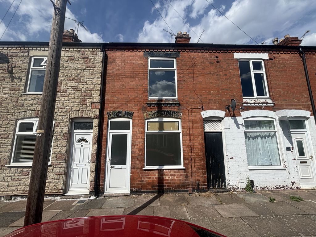 Property photo 1 of 8