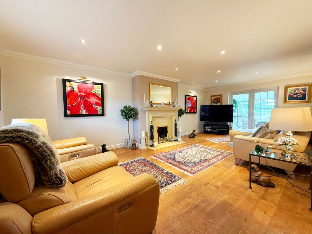 Property photo 3 of 30