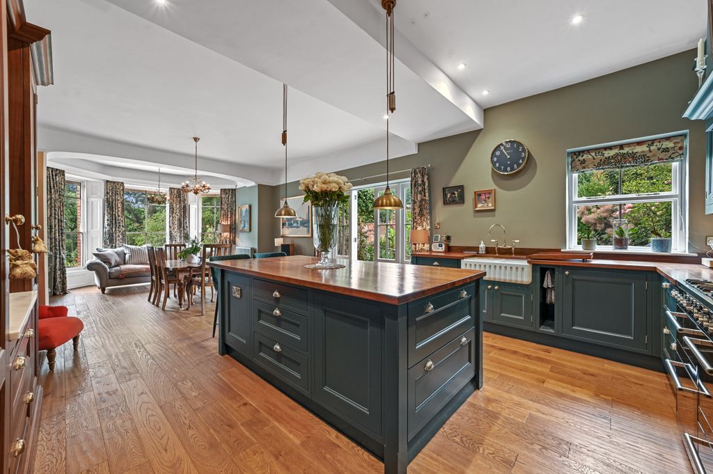 Property photo 2 of 41 Pt-Fc(Col)-Theoldredhouse-21