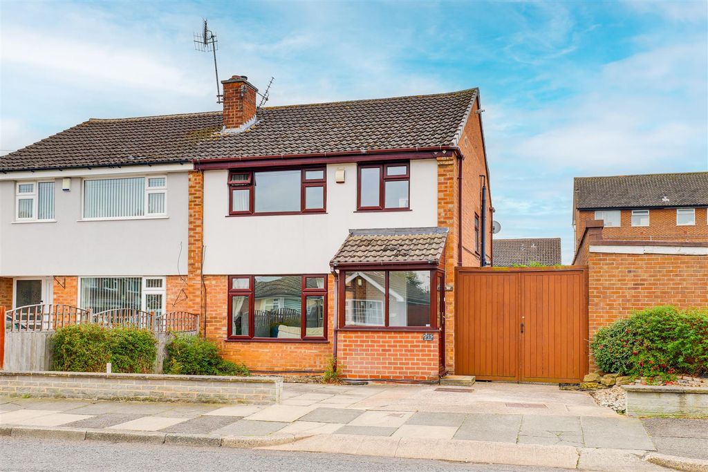 Property photo 1 of 17 10841.Jpg