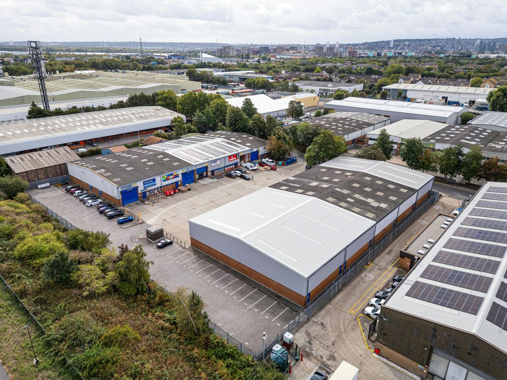 Property photo 3 of 14 Argo_London_Ind_Est_Drone_0012.Jpg