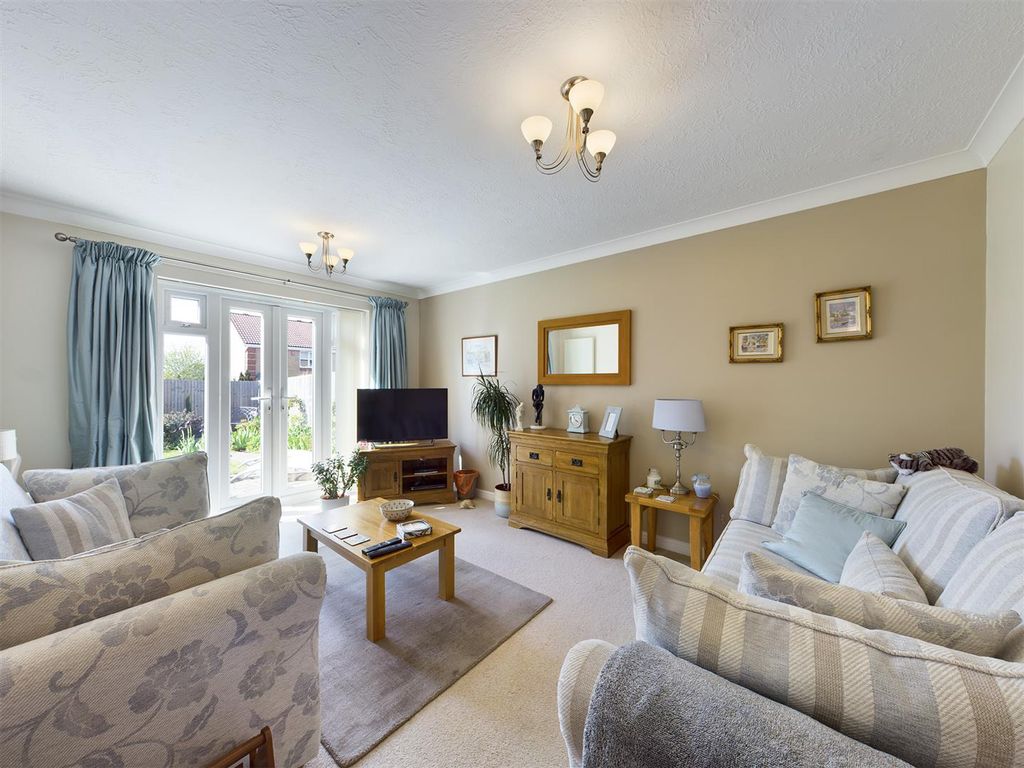 Property photo 3 of 12 Cam00278P1-Pr0062-Still08.Jpg
