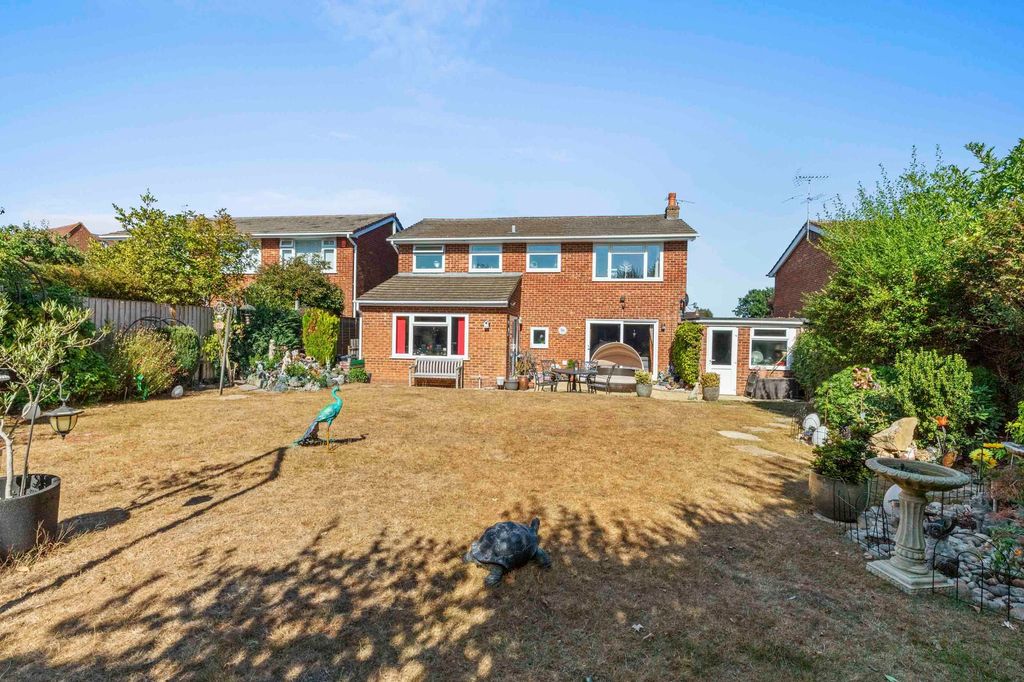 Property photo 2 of 17