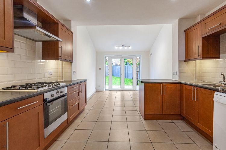 Property photo 3 of 9 Kitchen Dining Room
