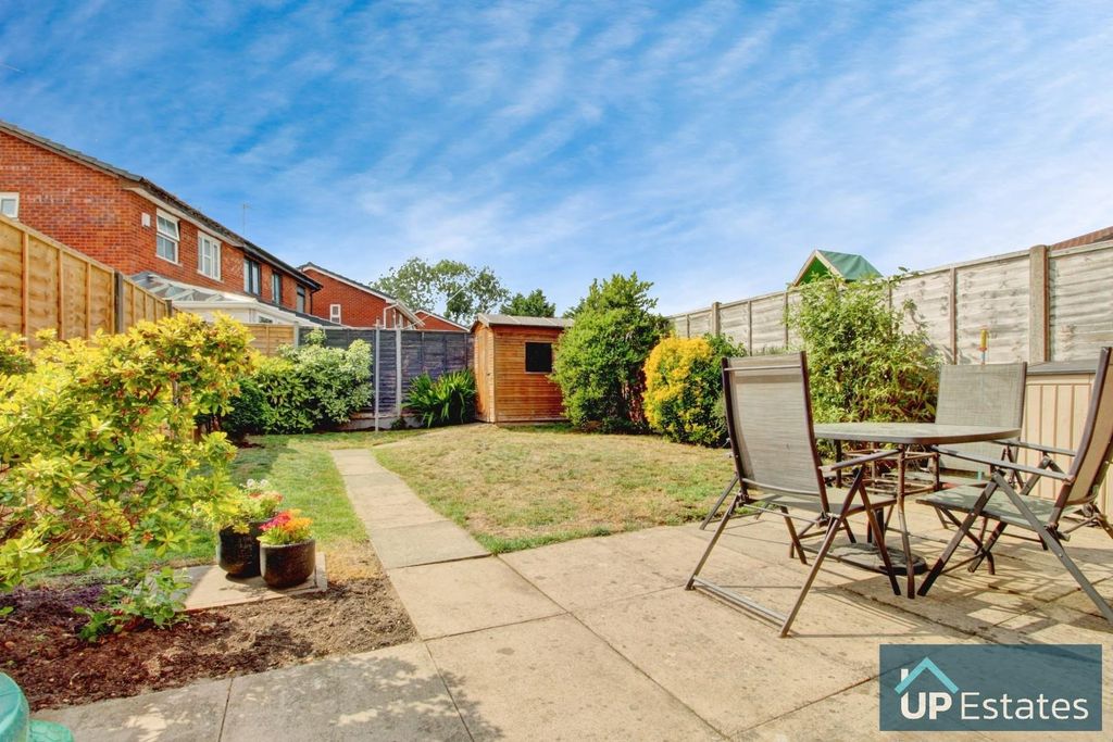 Property photo 2 of 22