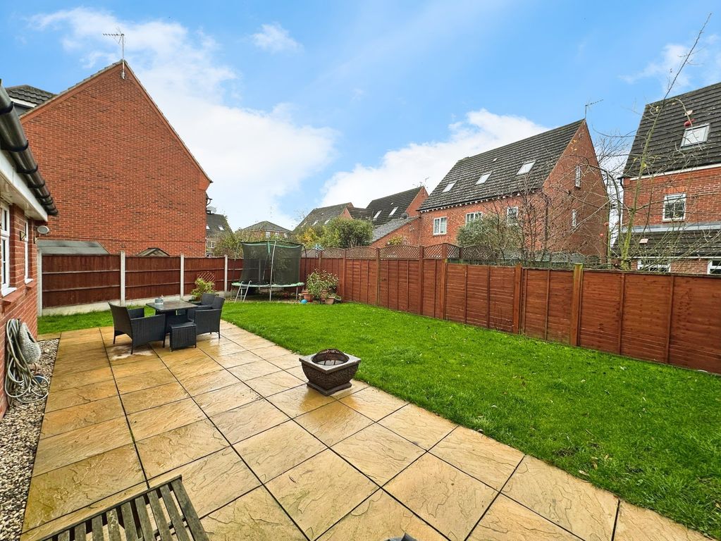 Property photo 2 of 11