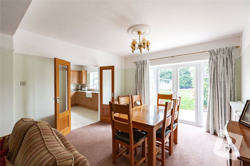 Property photo 3 of 21 Picture No. 23