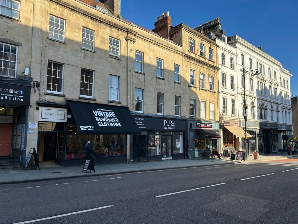 Property photo 2 of 9 Photo 10