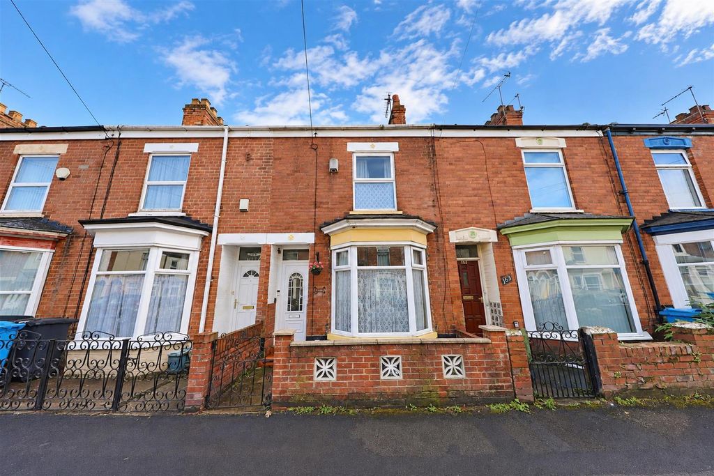 Property photo 1 of 18