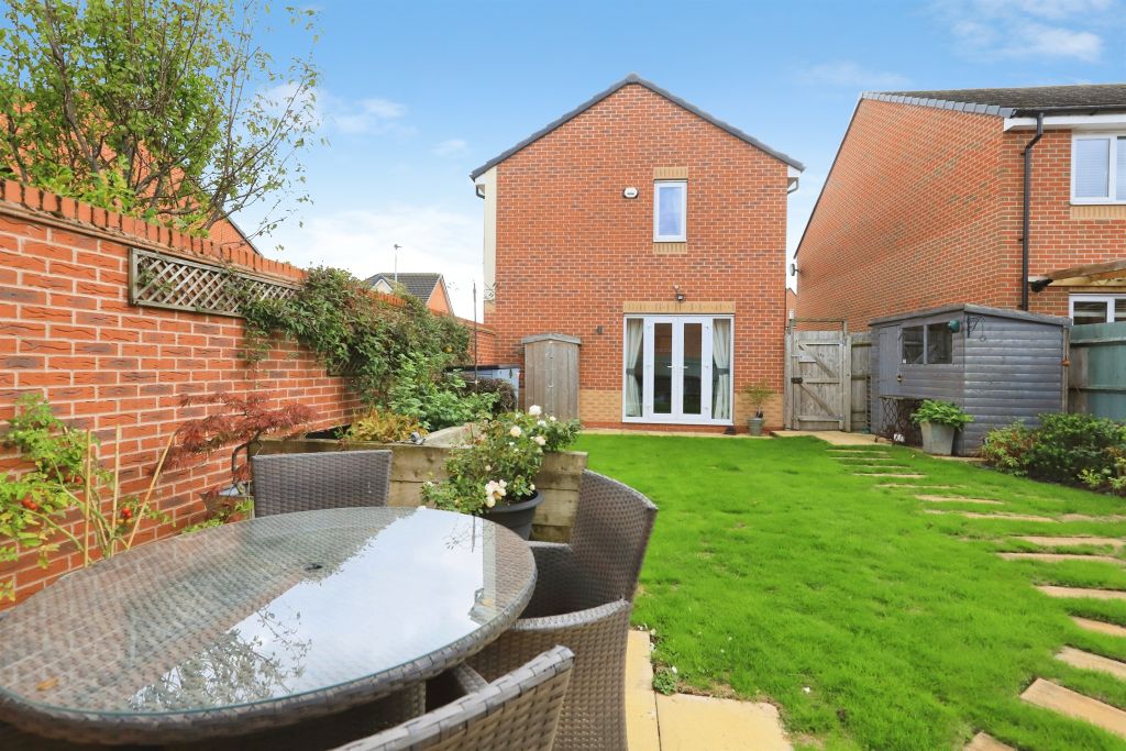 Property photo 2 of 17