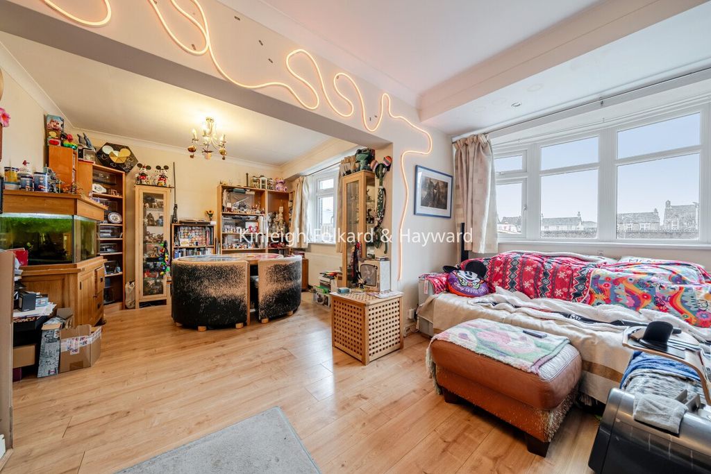 Property photo 3 of 19 Picture No. 05