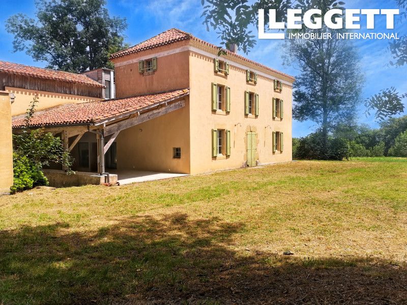 Property photo 3 of 10