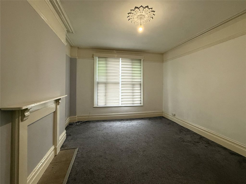 Property photo 2 of 20 Picture No. 06