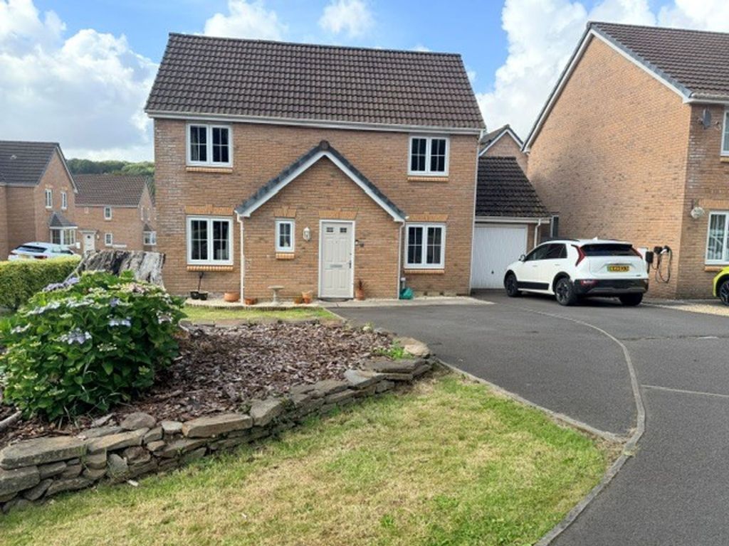 Property photo 1 of 22