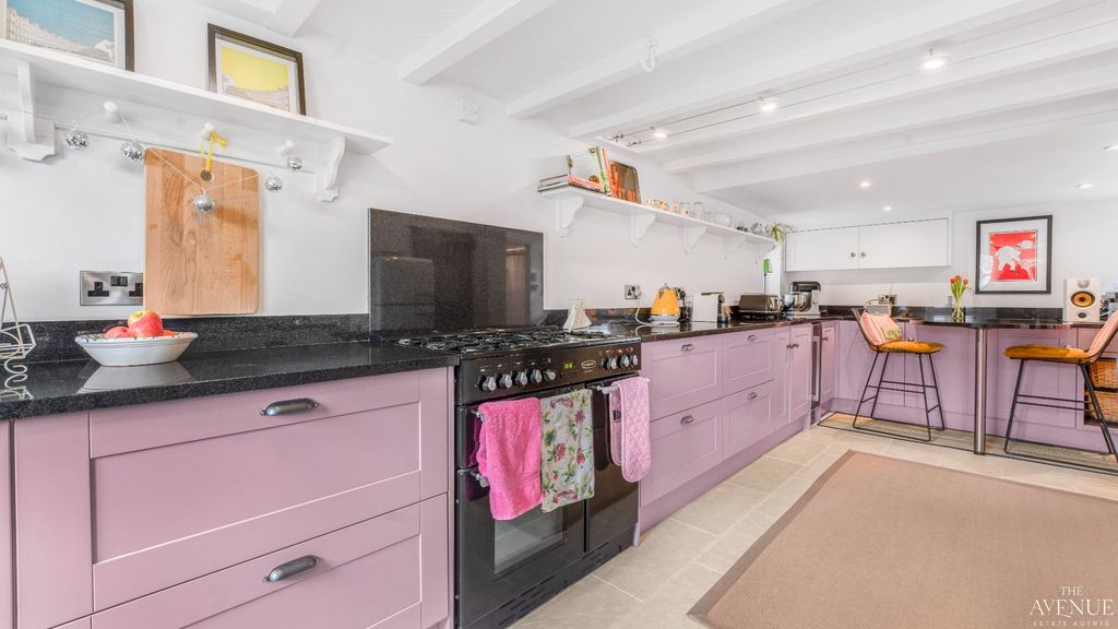 Property photo 3 of 27 4712086