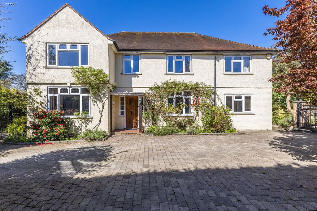 Property photo 1 of 25