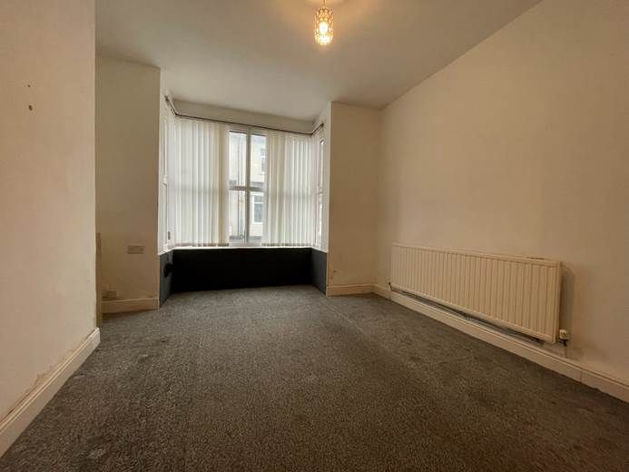 Property photo 2 of 9 Image