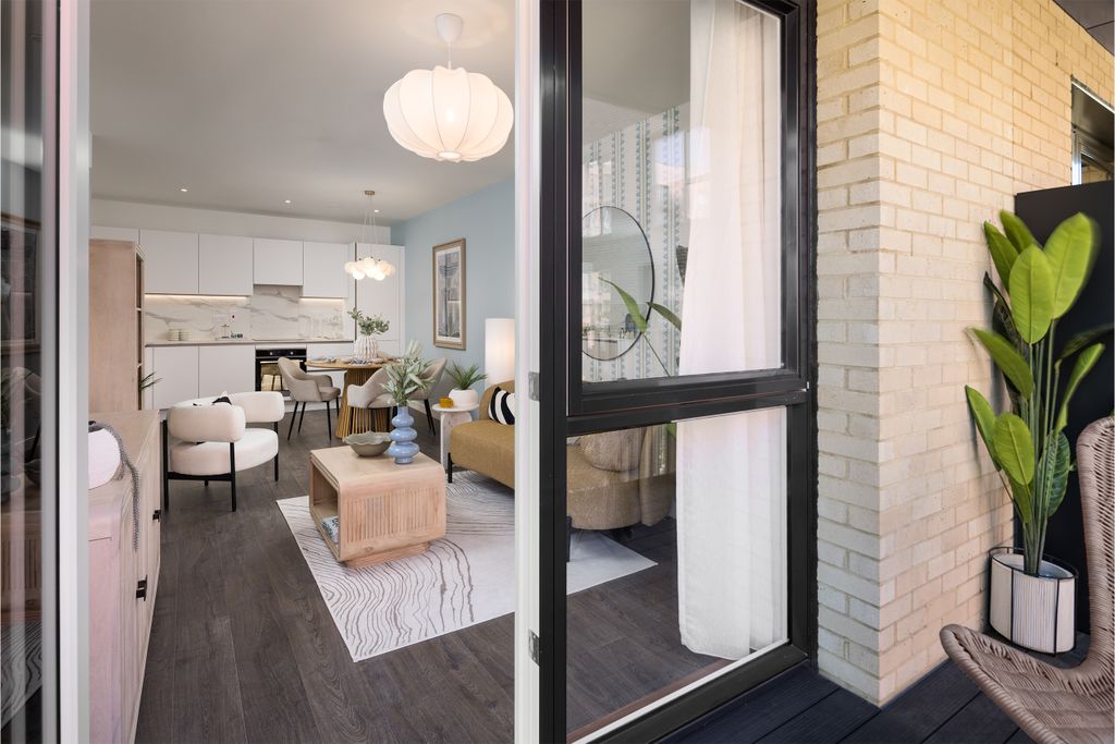 Additional image 4 of 2 bed flat for sale"Waterway Apartments" at Carnation Gardens, Nestle Avenue, Hayes UB3