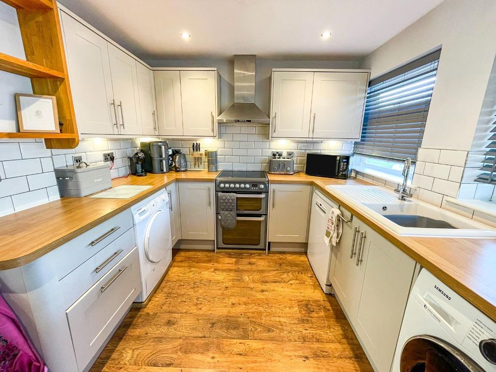 Property photo 2 of 14 Tlc_Da15Acd7-1A56-4057-9F0d-2A0638Bca478_9Fd3E7E.J