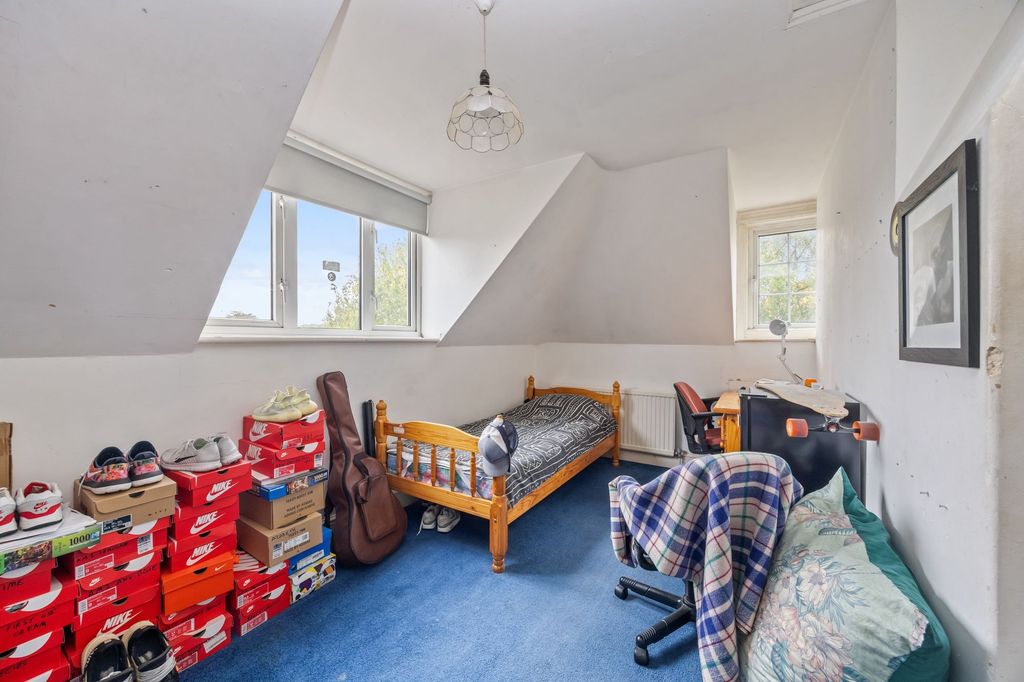 Additional image 15 of 6 bed semi-detached house for salePaddockhall Road, Haywards Heath RH16