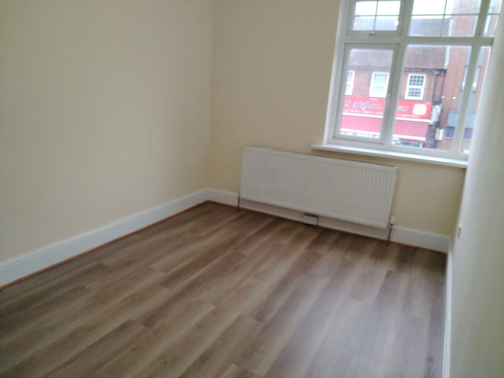 Property photo 2 of 11 Lounge