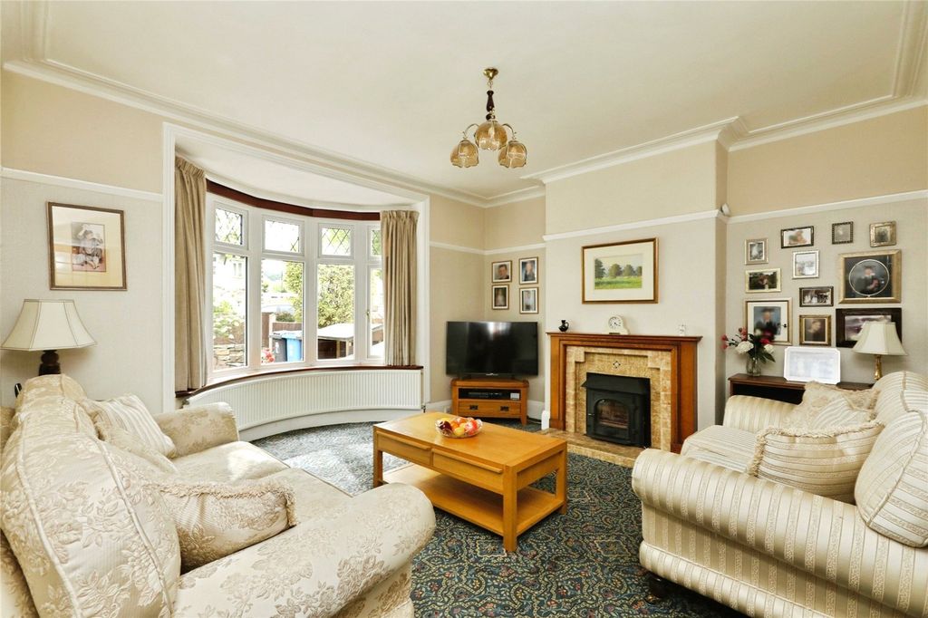 Property photo 3 of 58 Picture No. 42
