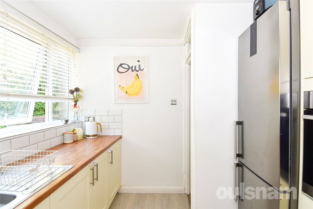 Additional image 10 of 2 bed flat for salePinehurst Drive, Kings Norton, Birmingham, West Midlands B38